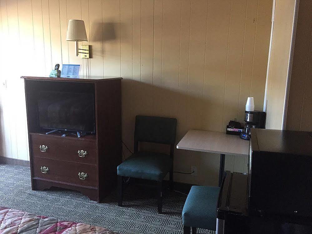 Guthrie Townhouse Motel מראה חיצוני תמונה