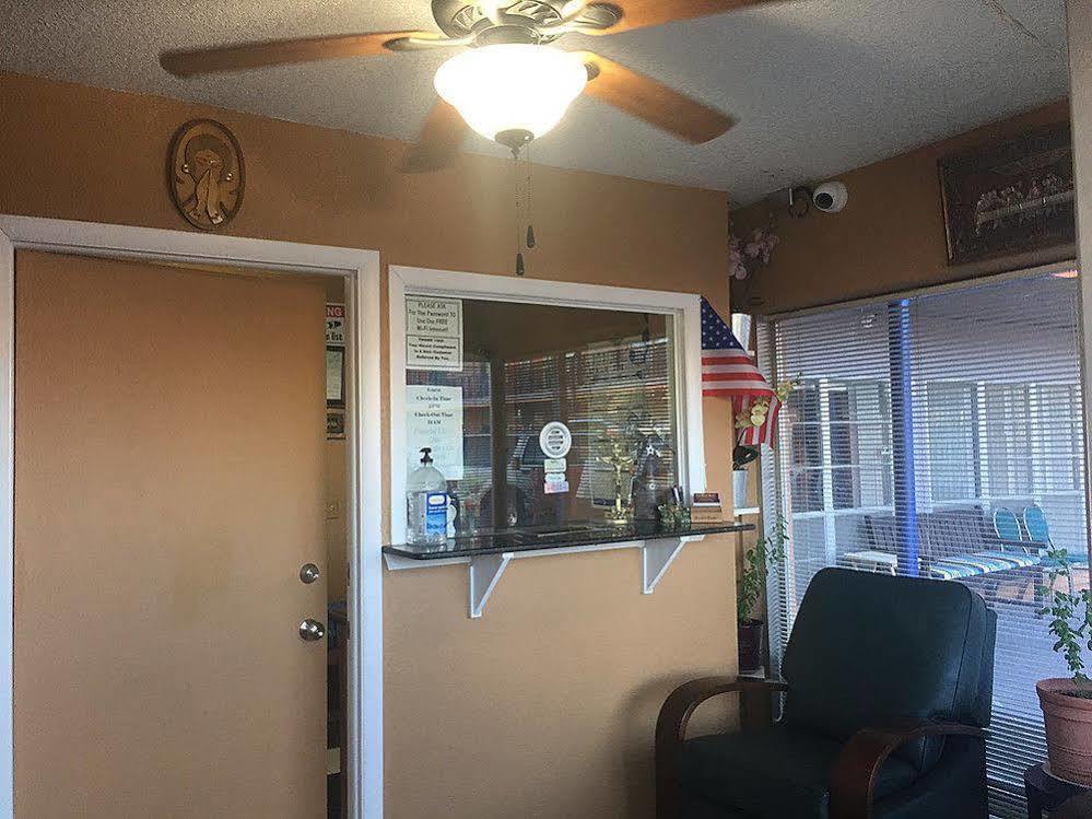 Guthrie Townhouse Motel מראה חיצוני תמונה